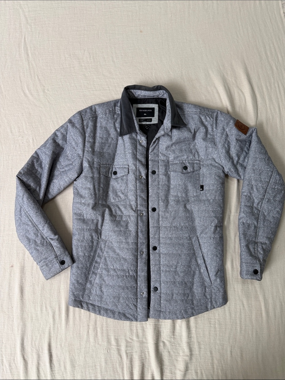 Quiksilver Men’s Gray Snap Front Shirt Jacket Size Small